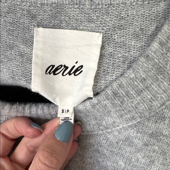 Aerie oversized soft Sweater in Gray with Green Stripes - Picture 2 of 2